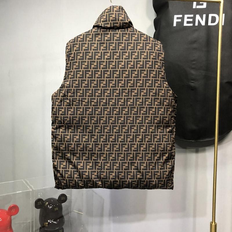 ☆超人気☆フェンディ ダウンベストスーパーコピー ☆両面着用可能☆ feh38445